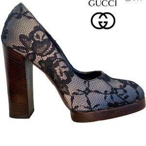 Gucci Black lace Textured Heels